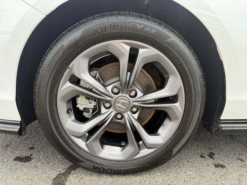 Used 2024 Honda Accord EX-L image 35