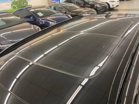 Used 2020 Volvo XC40 T5 R-Design image 7