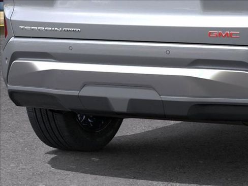 New 2026 GMC Terrain Denali w/ LPO, Floor Liner Package image 14
