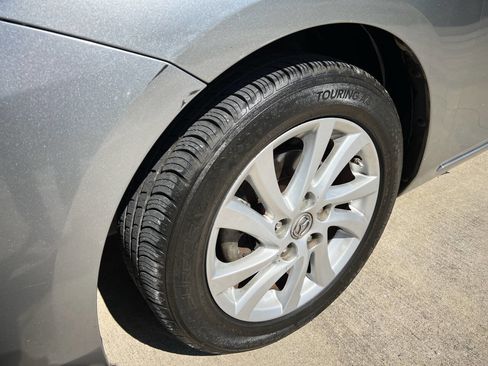 Used 2012 MAZDA MAZDA3 i Touring image 27