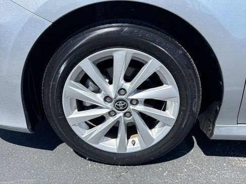 Used 2024 Toyota Camry LE FWD image 10