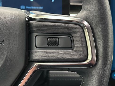 Used 2023 Rivian R1S Adventure image 28