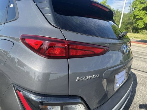 Used 2023 Hyundai Kona SEL AWD/4WD image 27