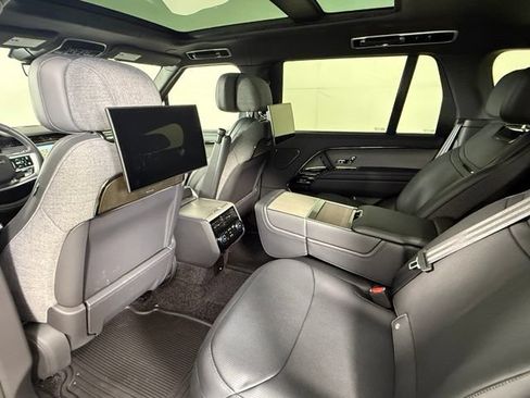 New 2026 Land Rover Range Rover SV AWD/4WD image 26