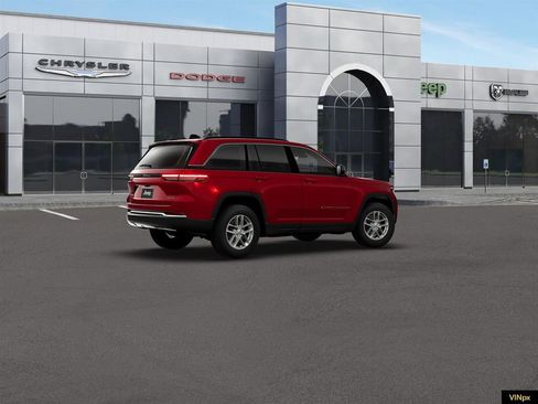 New 2026 Jeep Grand Cherokee Laredo X image 8