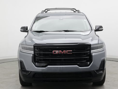 Used 2022 GMC Acadia SLE w/ Driver Convenience Package FWD image 2