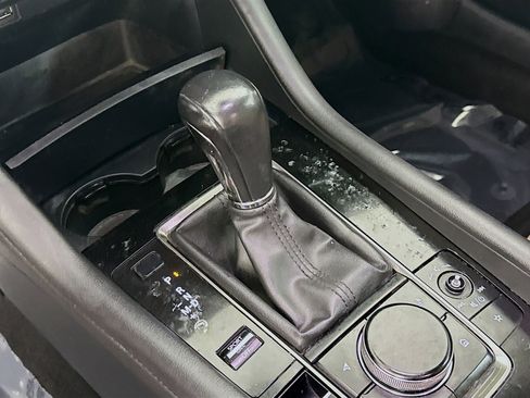 Used 2019 MAZDA MAZDA3 w/Preferred Pkg image 19