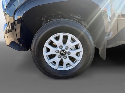 Certified 2024 Toyota Tacoma SR5 image 14