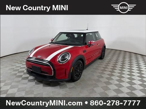 Used 2024 MINI Cooper 2-Door Hardtop FWD image 3