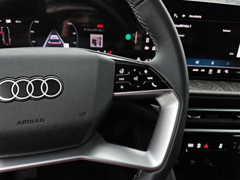 New 2025 Audi Q5 Premium Plus AWD/4WD image 12