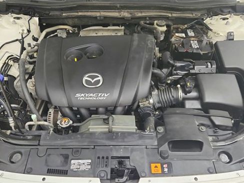Used 2015 MAZDA MAZDA3 i Sport image 16