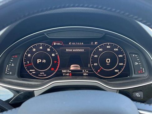 Used 2017 Audi Q7 3.0T Prestige w/ Prestige Package AWD/4WD image 4