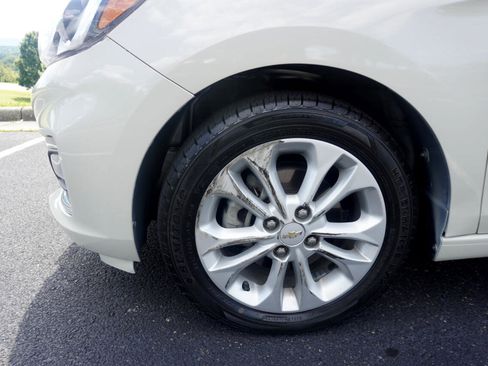 Used 2020 Chevrolet Spark LT image 39