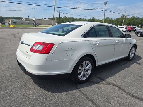 Used 2012 Ford Taurus SEL FWD image 6