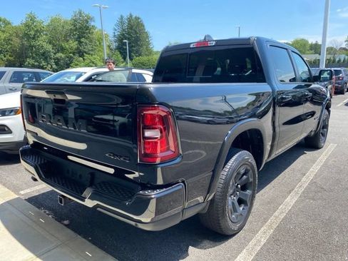 Used 2025 RAM 1500 Big Horn AWD/4WD image 3