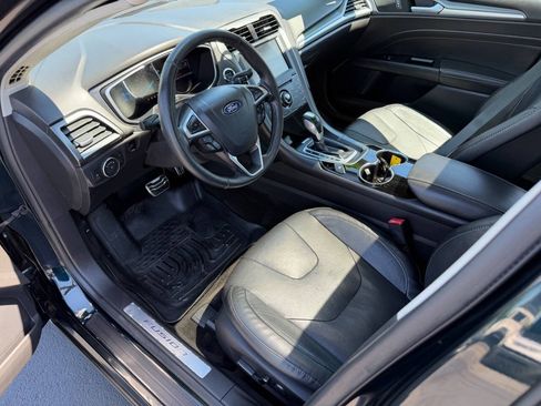 Used 2014 Ford Fusion Titanium FWD image 6