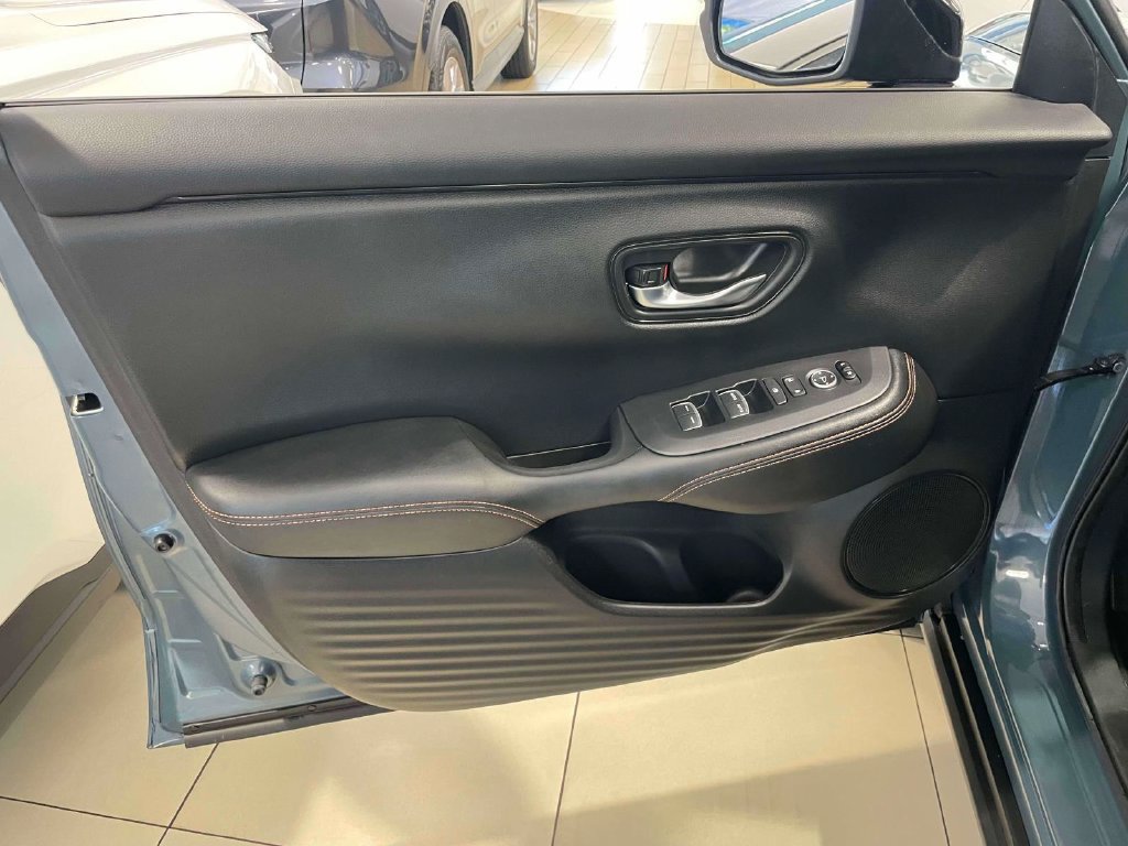 Used 2024 Honda HR-V Sport image 15