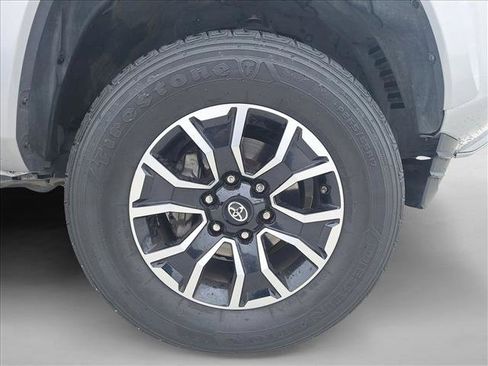 Used 2020 Toyota Tacoma TRD Sport w/ TRD Premium Sport Package image 17