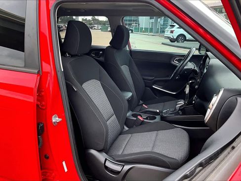 Used 2021 Kia Soul GT-Line FWD image 9