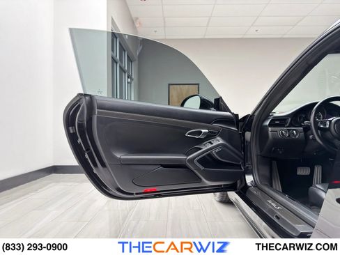 Used 2019 Porsche 911 Turbo S image 27