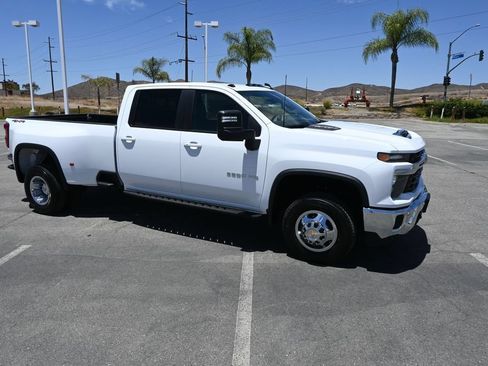 New 2026 Chevrolet Silverado 3500 LT w/ Safety Package AWD/4WD image 5