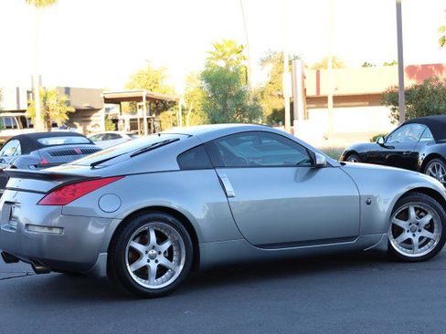 Used 2006 Nissan 350Z Enthusiast w/ (N93) Cargo Convenience Pkg image 20
