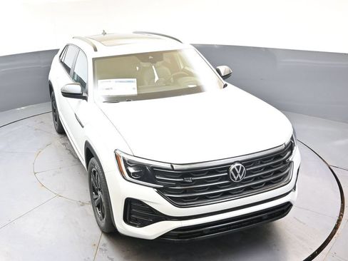 New 2026 Volkswagen Atlas Cross Sport SEL R-Line AWD/4WD image 53