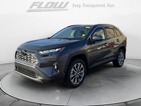 Used 2022 Toyota RAV4 Limited image 3