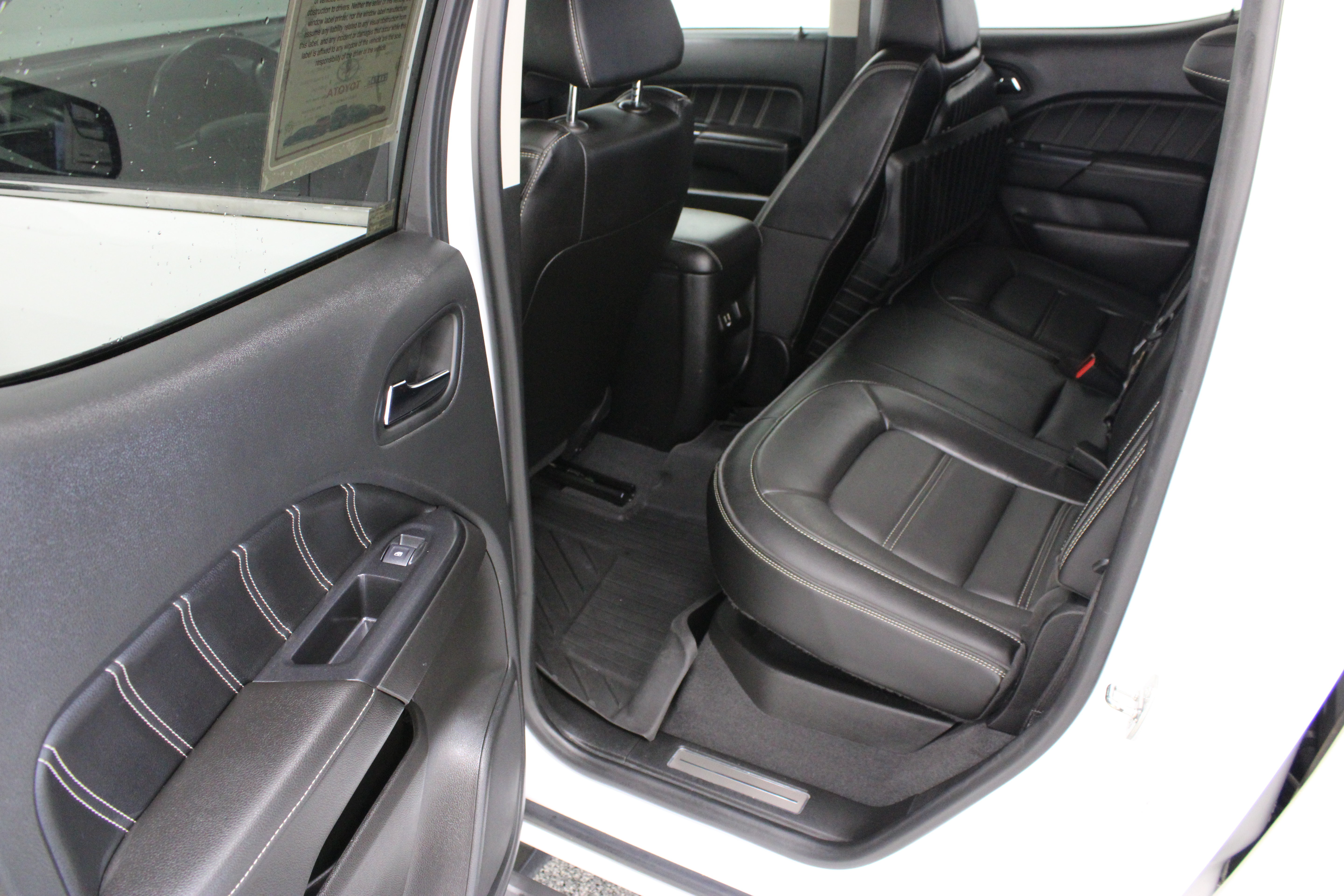 Used 2022 GMC Canyon Denali AWD/4WD image 28