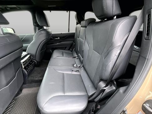 Used 2025 Lexus LX 700h Overtrail AWD/4WD image 20
