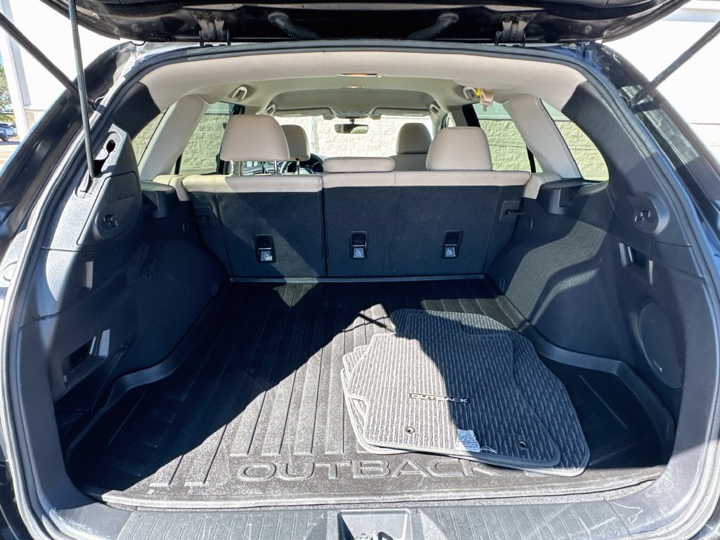 Used 2019 Subaru Outback 2.5i Limited AWD/4WD image 30