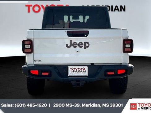 Used 2025 Jeep Gladiator Mojave image 4