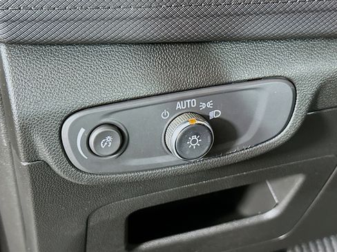 Used 2024 Chevrolet TrailBlazer LS image 16