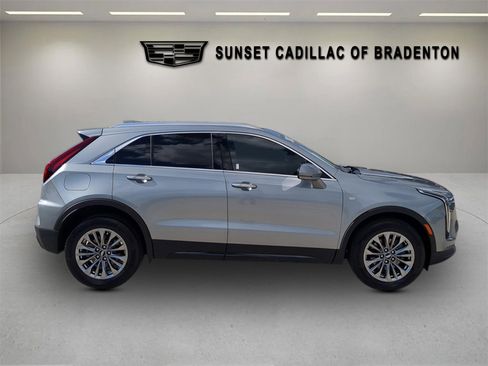 Certified 2025 Cadillac XT4 Premium Luxury w/ Technology Package image 3