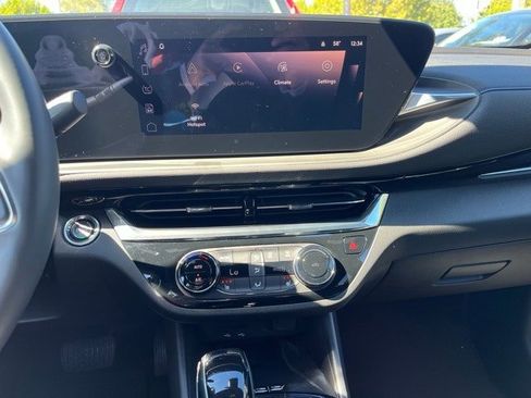 Used 2024 Buick Envista Sport Touring w/ Convenience I Package image 7