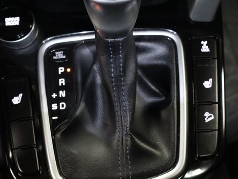 Used 2022 Kia Seltos Nightfall Edition image 17