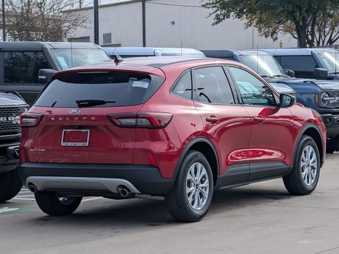 New 2026 Ford Escape Active image 4