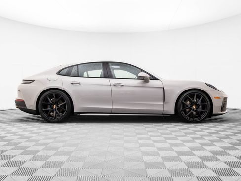 New 2026 Porsche Panamera 4 image 7