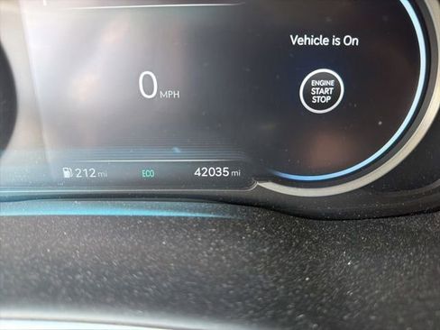 Used 2021 Genesis GV80 2.5T w/ Advanced Package 02 AWD/4WD image 9