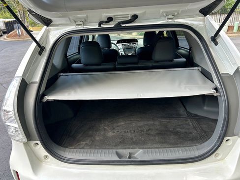 Used 2012 Toyota Prius V Two image 32