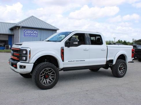 Used 2024 Ford F350 Lariat w/ Lariat Ultimate Package image 5