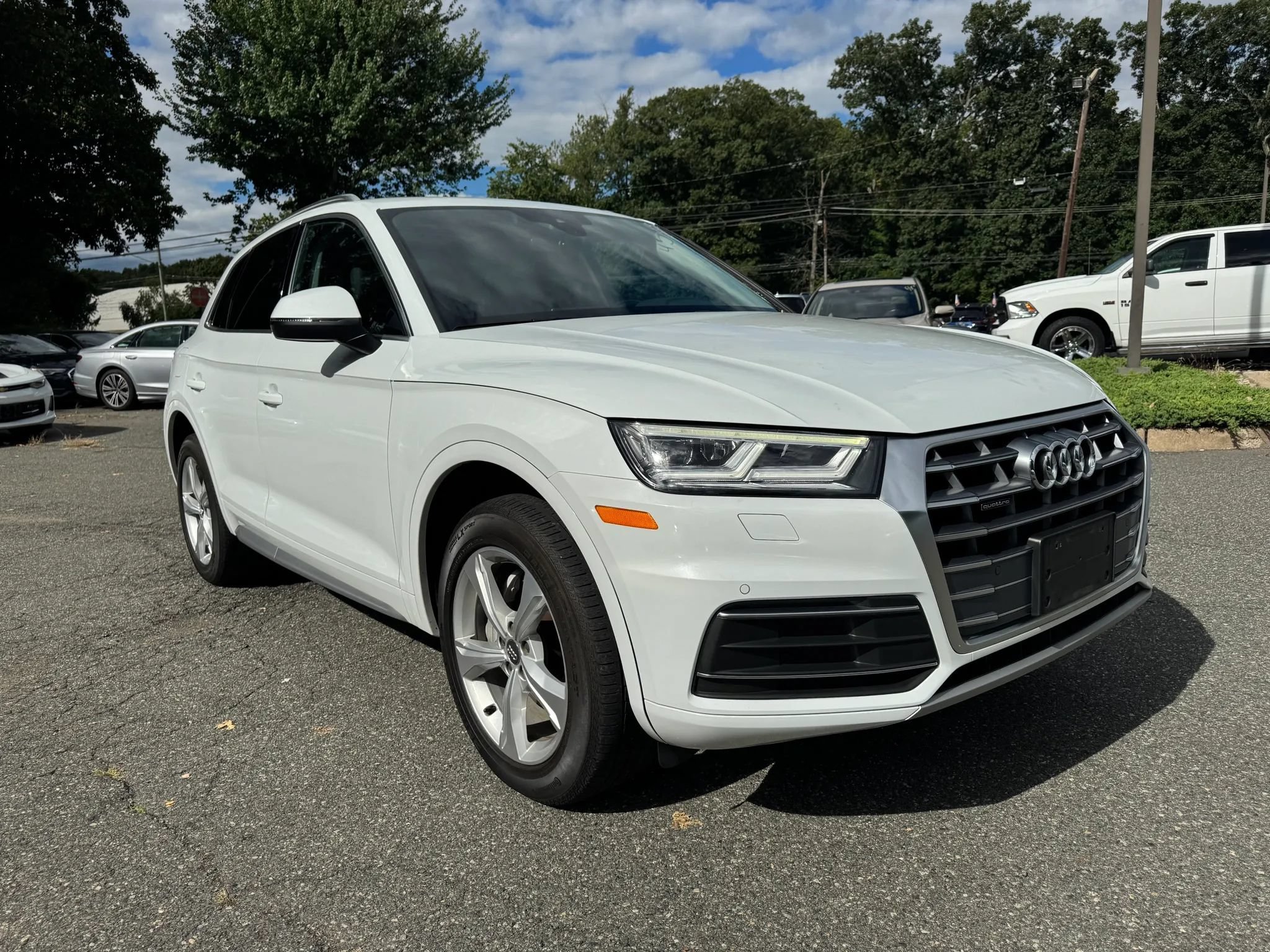 Used 2020 Audi Q5 2.0T Premium Plus w/ Premium Plus Package AWD/4WD image 7
