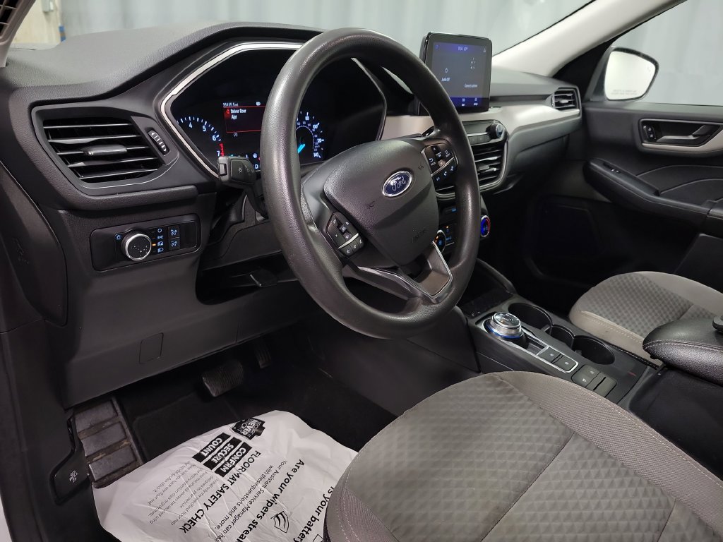 Used 2022 Ford Escape SE AWD/4WD image 16