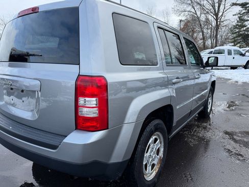 Used 2016 Jeep Patriot Sport w/ Power Value Group image 11