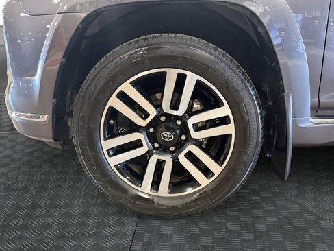 Used 2021 Toyota 4Runner Limited image 15