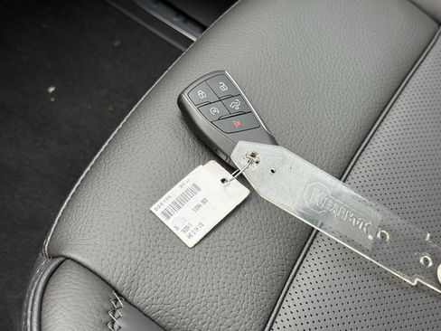 New 2026 GMC Sierra 3500 Denali w/ Denali Reserve Package image 36