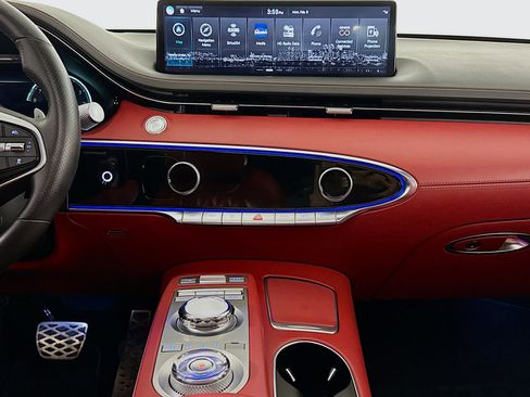 Used 2024 Genesis GV70 3.5T Sport w/ Sport Prestige Package image 11