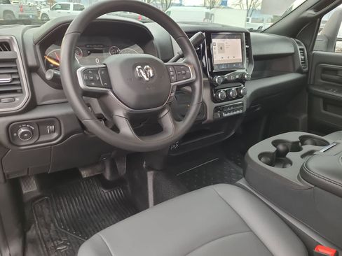 New 2025 RAM 5500 Tradesman image 18