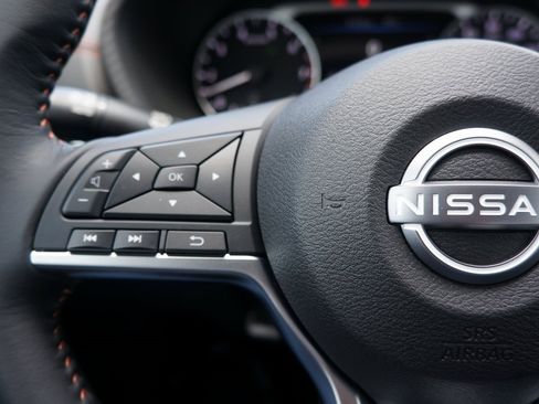 Certified 2024 Nissan Sentra SR image 19