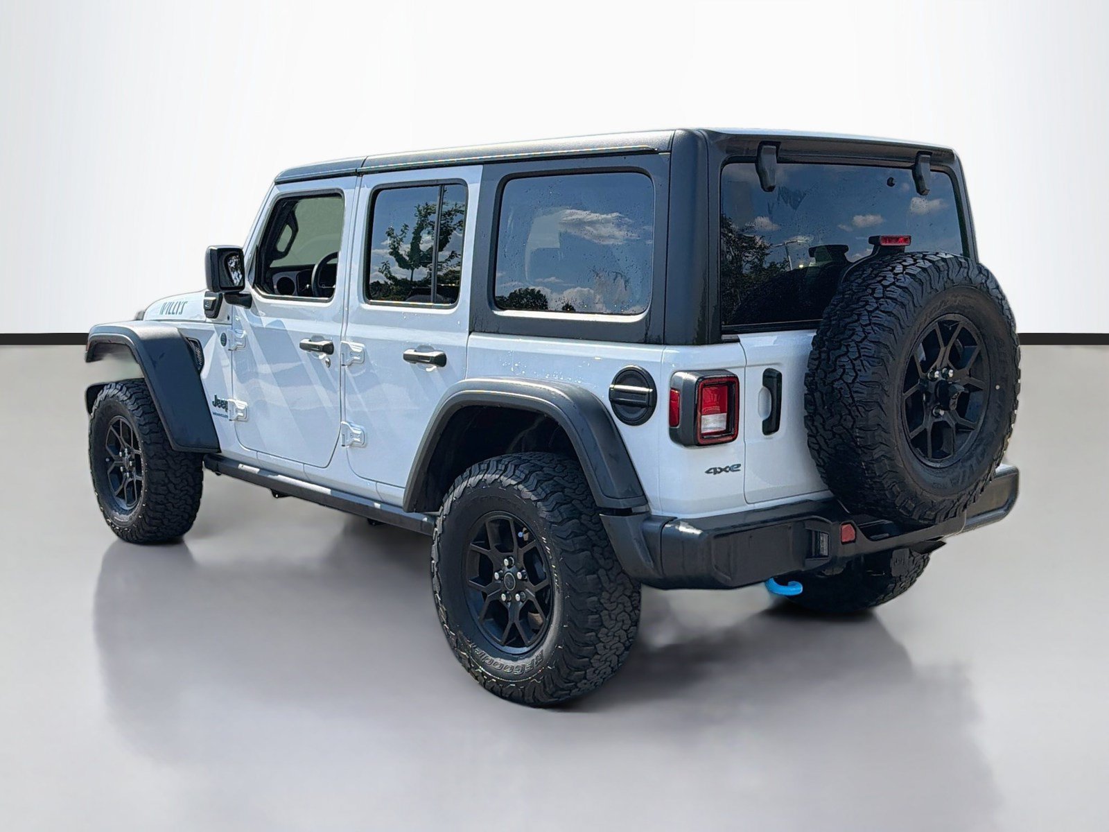 Used 2024 Jeep Wrangler Unlimited AWD/4WD image 7